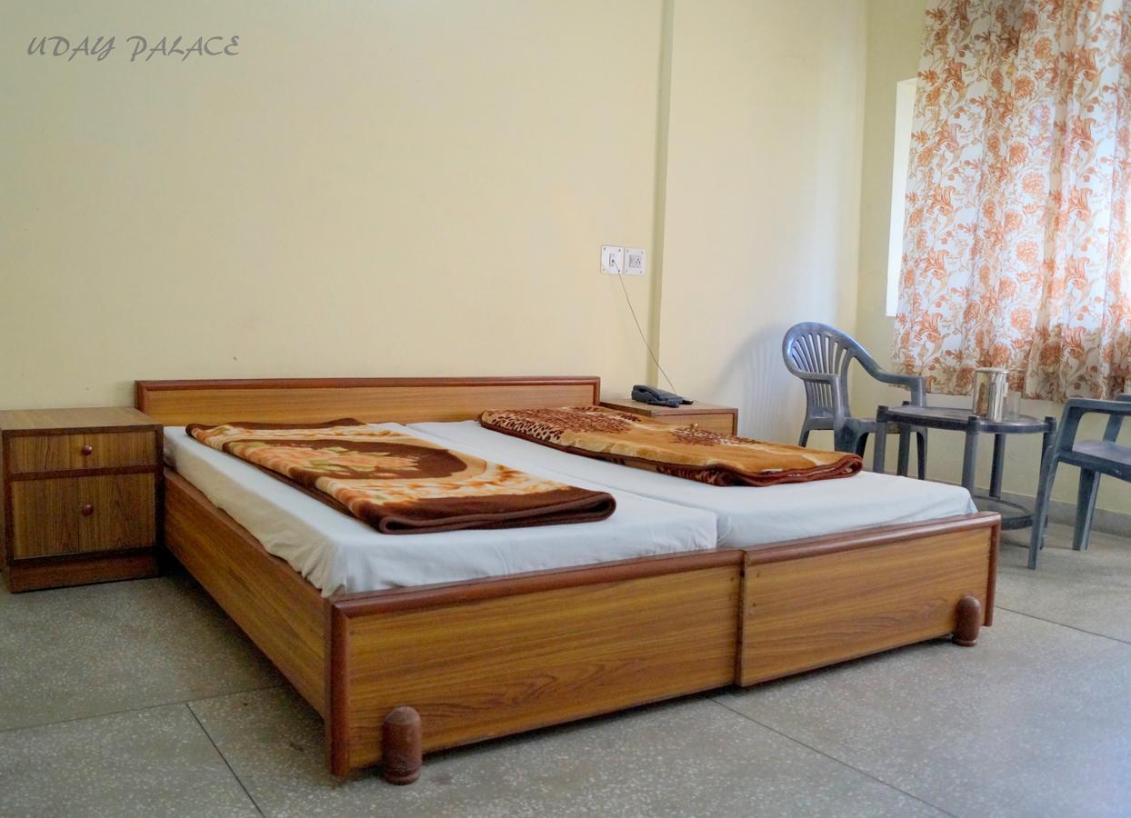 Hotel Uday Palace Pipalkoti Dış mekan fotoğraf