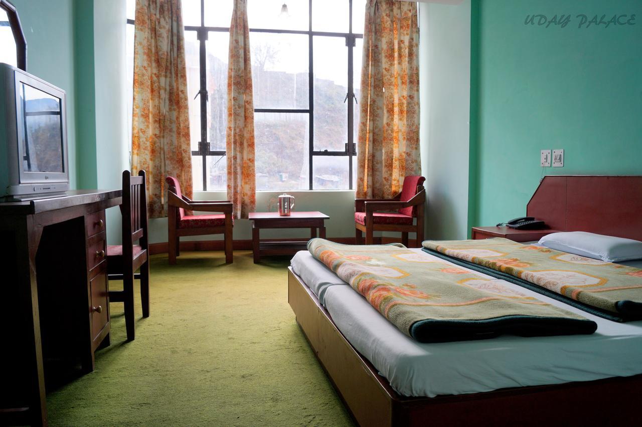 Hotel Uday Palace Pipalkoti Dış mekan fotoğraf