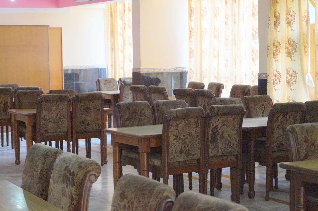 Hotel Uday Palace Pipalkoti Dış mekan fotoğraf